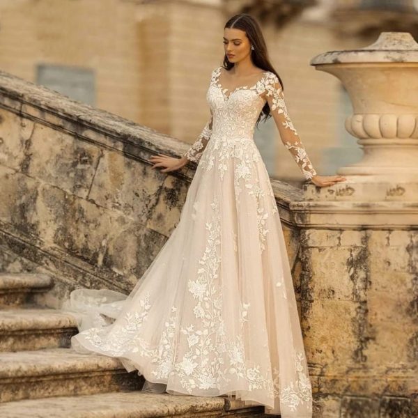 Elegant Long Sleeve Wedding Dress for Women