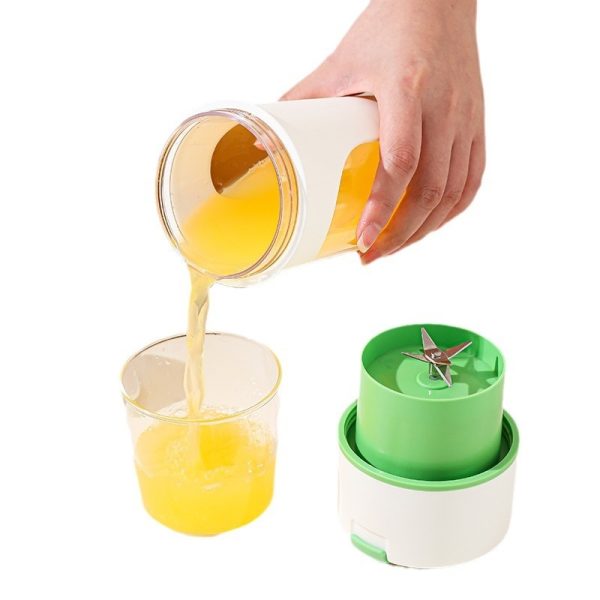 Wireless Kitchen Juicer - USB Rechargeable Fruit Mixer & Smoothie Maker - Image 7
